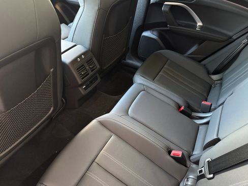 New 2025 Audi Q5 Premium Plus image 9