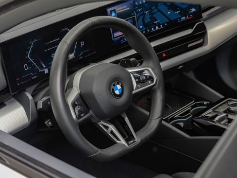 Used 2024 BMW 530i w/ M Sport Package RWD image 20