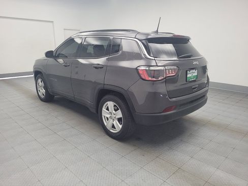 Used 2022 Jeep Compass Latitude w/ Sun and Sound Group FWD image 5