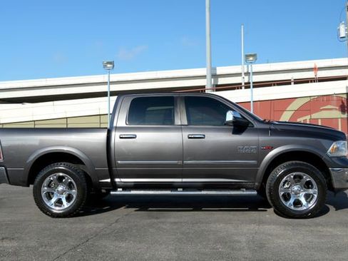 Used 2016 RAM 1500 Laramie w/ Convenience Group AWD/4WD image 14