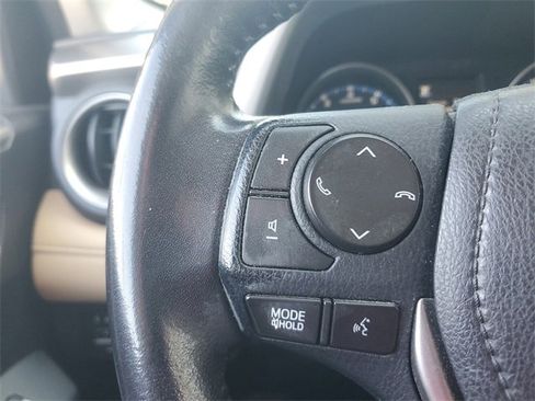 Used 2017 Toyota RAV4 XLE image 21