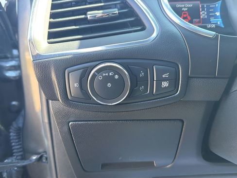 Used 2020 Ford Edge ST w/ Cold Weather Package image 33