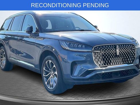 Used 2025 Lincoln Aviator AWD w/ Equipment Group 101A image 1