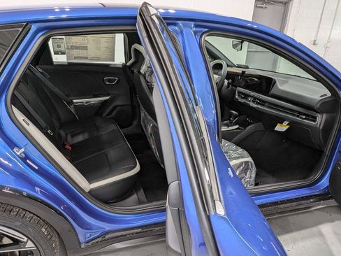 New 2025 Kia K4 GT-Line w/ GT-Line Premium Package image 7