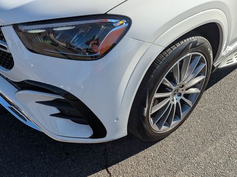 Certified 2024 Mercedes-Benz GLE 450 4MATIC image 9