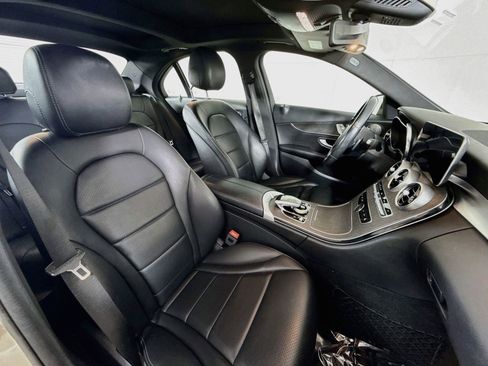 Used 2019 Mercedes-Benz C 300 4MATIC Sedan image 30