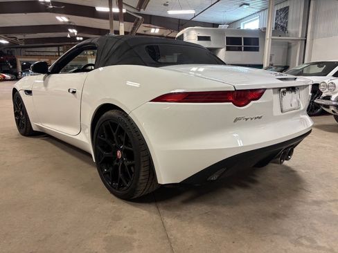 Used 2014 Jaguar F-TYPE Convertible RWD image 4