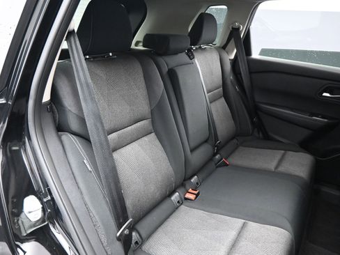 Used 2024 Nissan Rogue SV image 13