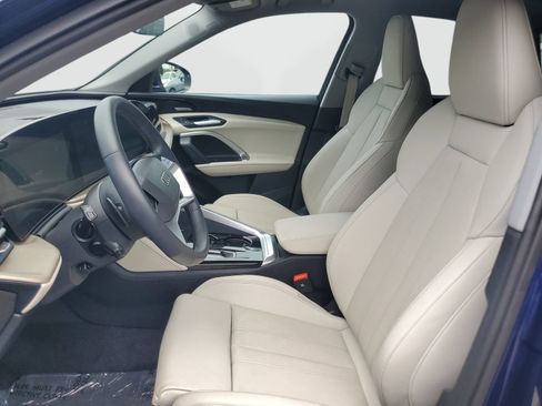 Used 2025 Audi Q5 Premium w/ Premium Plus AWD/4WD image 19