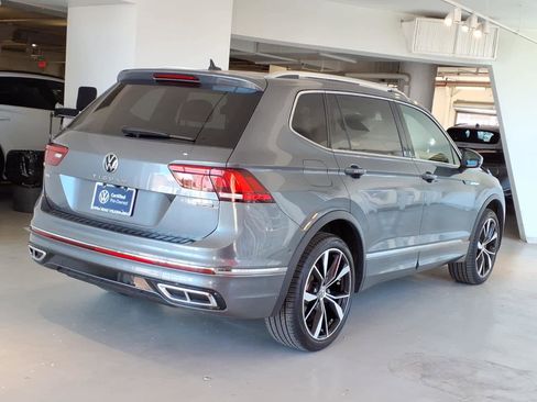 Used 2023 Volkswagen Tiguan SEL R-Line AWD/4WD image 4