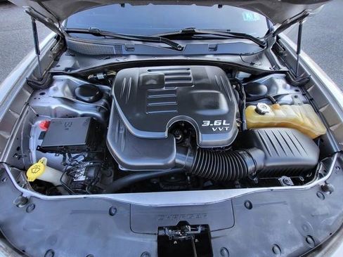 Used 2015 Dodge Charger SE w/ Popular Equipment Group image 27