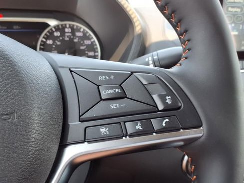 New 2025 Nissan Sentra SR w/ Midnight Edition FWD image 30