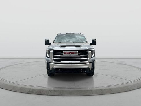Used 2025 GMC Sierra 2500 SLT AWD/4WD image 3