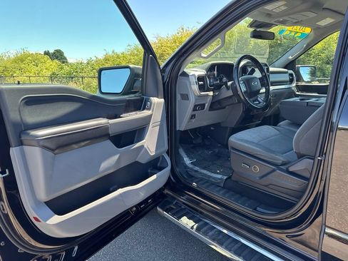 Used 2021 Ford F150 XLT w/ Equipment Group 301A Mid AWD/4WD image 27