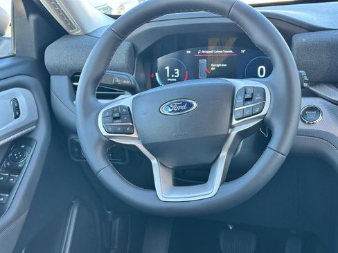 New 2026 Ford Explorer Active image 6