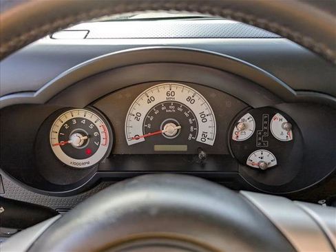 Used 2014 Toyota FJ Cruiser 4WD image 10