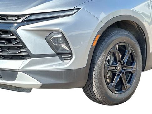 Used 2023 Chevrolet Blazer LT w/ Convenience Package AWD/4WD image 7