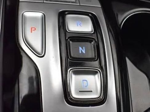 Used 2024 Hyundai Tucson Limited image 36