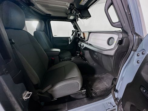 Used 2024 Jeep Wrangler Sport AWD/4WD image 27