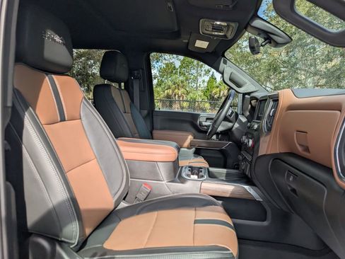 Used 2023 Chevrolet Silverado 2500 High Country w/ Z71 Off-Road Package image 22