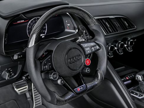 Used 2017 Audi R8 V10 plus image 22