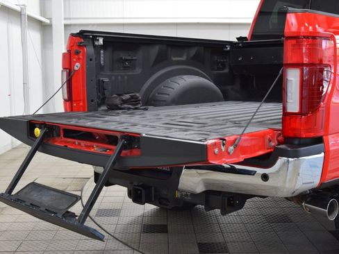 Used 2021 Ford F250 Lariat w/ Lariat Ultimate Package AWD/4WD image 23