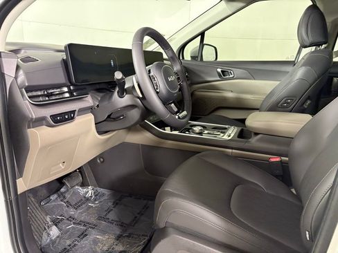 New 2026 Kia Carnival SX FWD image 21