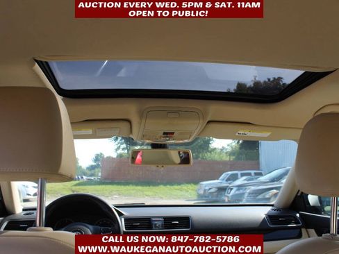 Used 2014 Volkswagen Passat TDI SEL Premium FWD image 9
