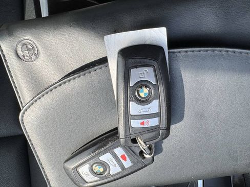 Used 2016 BMW 528i xDrive Sedan AWD/4WD image 23
