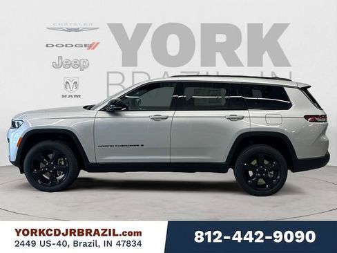 New 2026 Jeep Grand Cherokee L Limited w/ Limited Altitude Package AWD/4WD image 2
