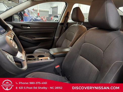 Certified 2025 Nissan Altima 2.5 SV AWD/4WD image 13