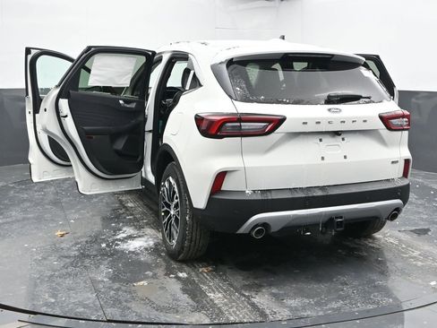 New 2026 Ford Escape SE w/ Class II Trailer Tow Package image 47