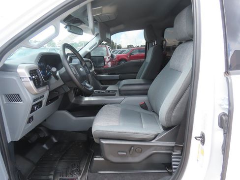 Used 2023 Ford F150 XLT w/ Equipment Group 302A High RWD image 26
