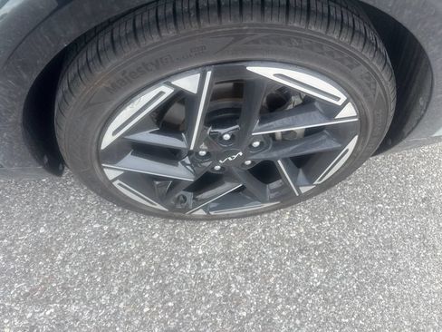 Used 2025 Kia K4 GT-Line FWD image 9