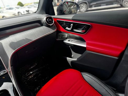 Used 2024 Mercedes-Benz GLC 300 4MATIC w/ AMG Line image 20