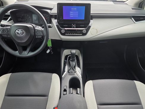Used 2024 Toyota Corolla LE image 7