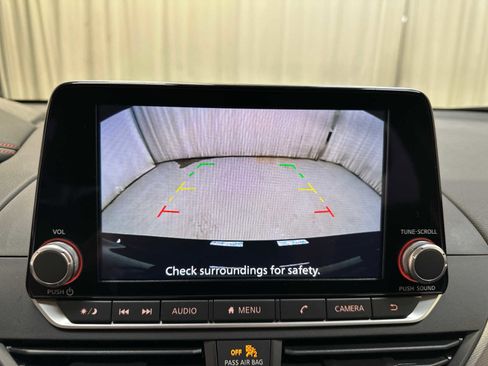 New 2025 Nissan Altima 2.5 SR image 14