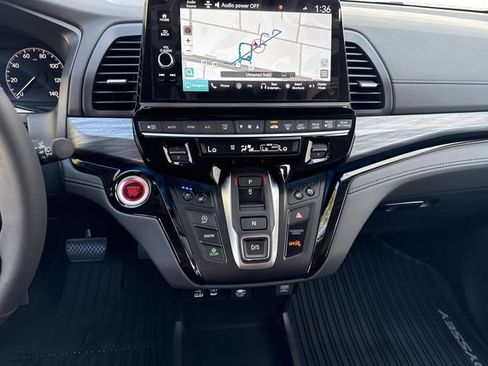 New 2026 Honda Odyssey Elite image 16