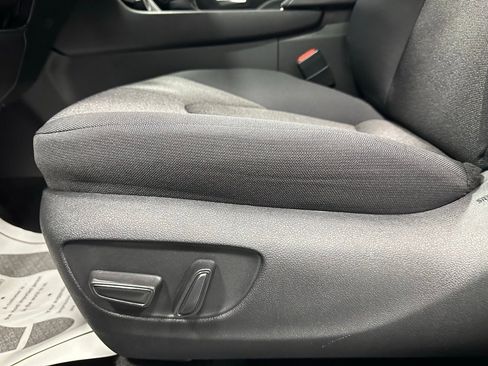 Used 2025 Toyota Grand Highlander AWD image 12