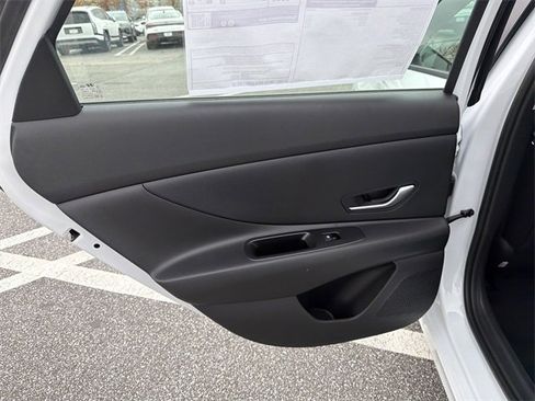 New 2026 Hyundai Elantra Blue image 21