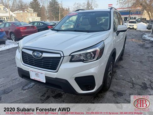 Used 2020 Subaru Forester Premium image 7