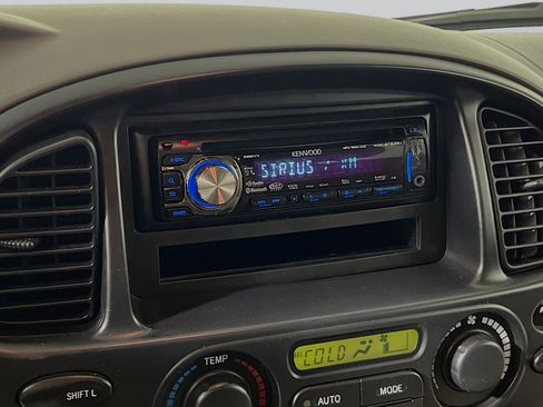 Used 2005 Toyota Sequoia SR5 image 24