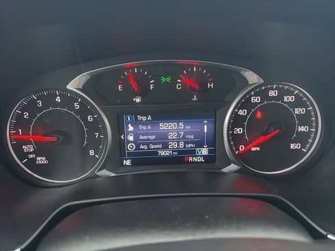 Used 2019 Chevrolet Blazer LT image 12