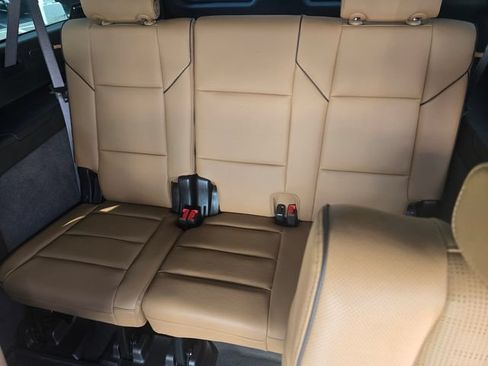 Used 2025 Cadillac Escalade ESV Premium Luxury w/ Touring Package RWD image 12