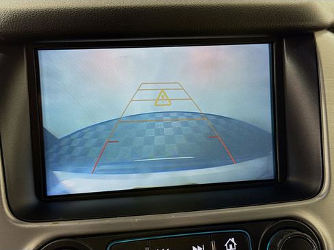 Used 2019 GMC Yukon SLE w/ SLE Value Package image 19