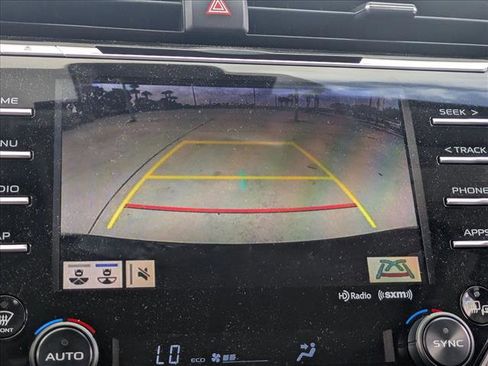 Certified 2019 Toyota Camry SE w/ Sunroof Package image 16