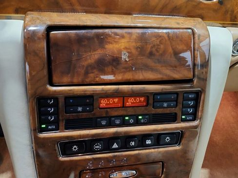 Used 1999 Rolls-Royce Silver Seraph RWD image 18