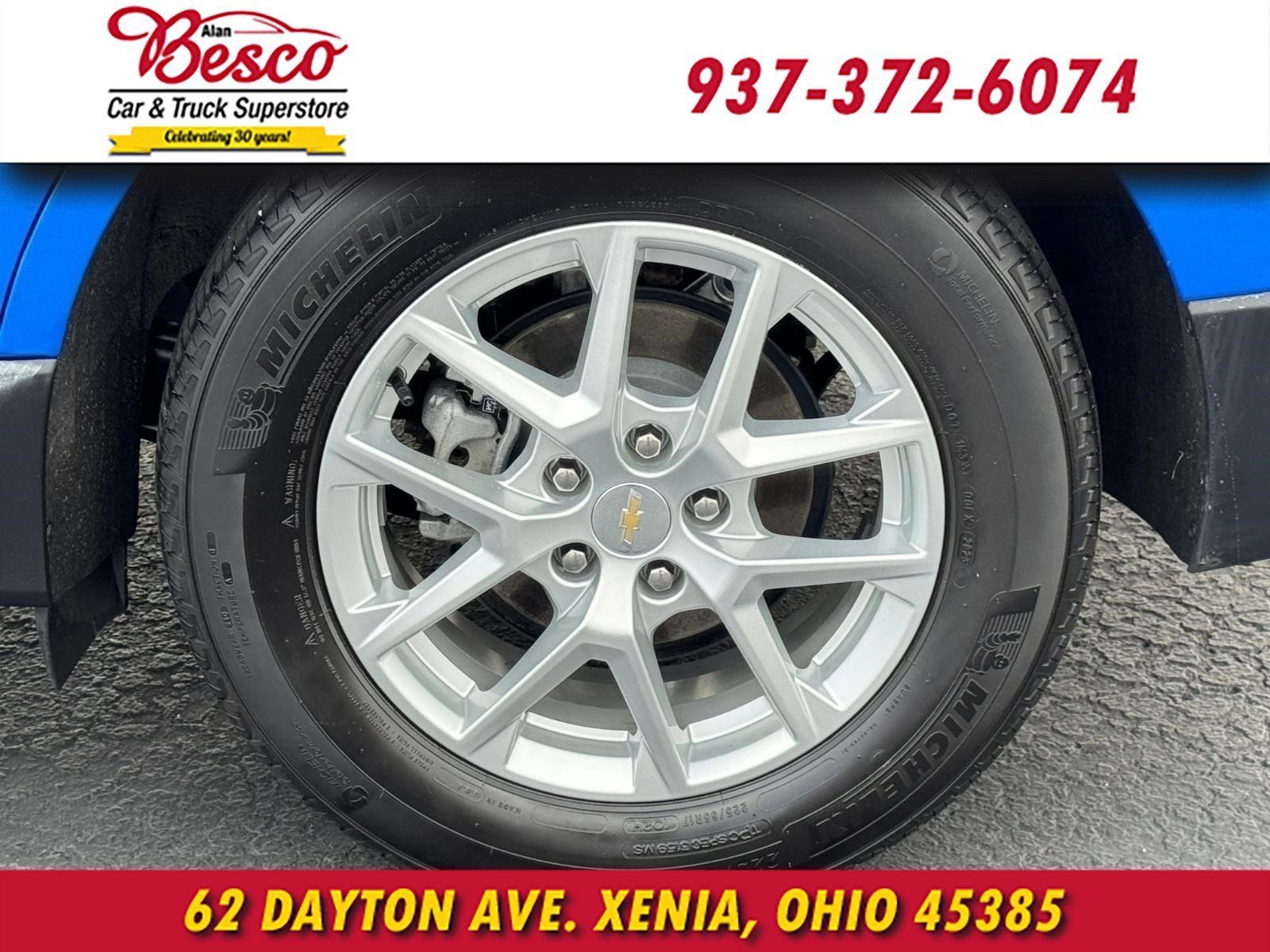 Used 2024 Chevrolet Equinox LT w/ LPO, Floor Liner Package FWD image 7