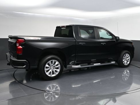 Used 2023 Chevrolet Silverado 1500 Custom w/ LPO, Dark Essentials Package AWD/4WD image 7