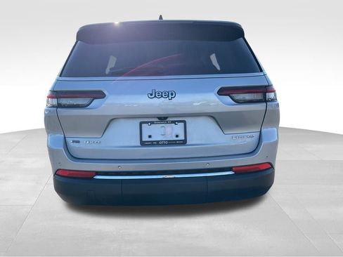 Used 2022 Jeep Grand Cherokee L Laredo w/ Luxury Tech Group I image 6